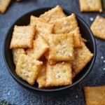 Buttery Gruyère Cheese Crackers